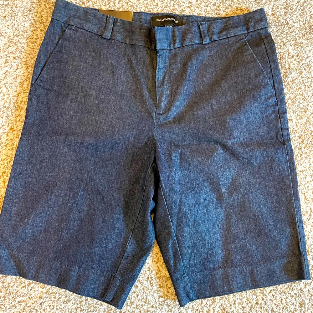 Brand new banana Republic factory  shorts size 2